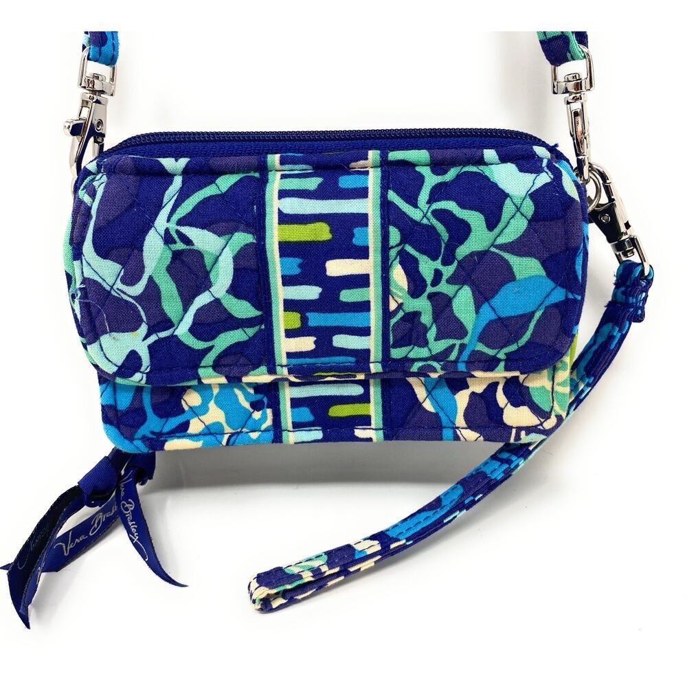 Vera Bradlgey Quilted All In One Crossbody Wristlet Wallet Purse Katalina Blue